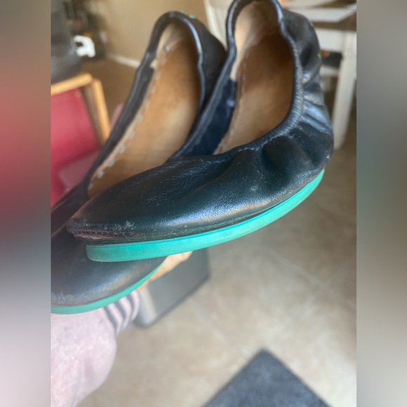 Tieks By Gavriell Ballet Flats Shoes Black Leather Smooth Foldable Size 8 Women - Picture 8 of 14